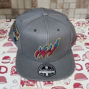 Miami Heat Mitchell & Ness Hardwood Clasics 2012 NBA Champions Ftted Hat Size 8